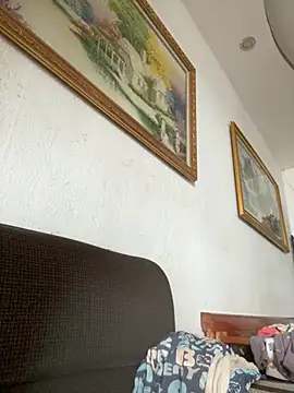 Snapshot of Nhung584 chatting on October 25, 2025, 3:47 am Nhung584 online show from October 25, 2025, 3:47 am