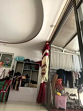 Snapshot of Nhung584 chatting on October 28, 2025, 3:10 am Nhung584 online show from October 28, 2025, 3:10 am