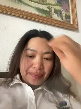 Snapshot of Nhung584 chatting on November 6, 2025, 7:09 am Nhung584 online show from November 6, 2025, 7:09 am