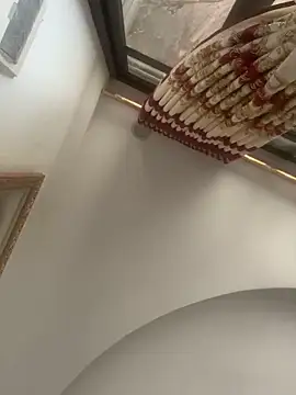 Snapshot of Nhung584 chatting on November 9, 2025, 1:37 am Nhung584 online show from November 9, 2025, 1:37 am