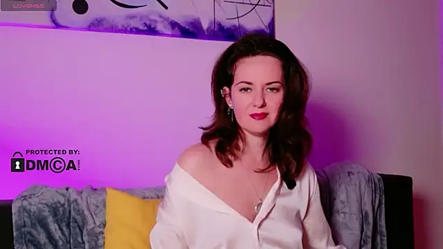 Witch in Silk online show from February 22, 2026, 7:23 pm