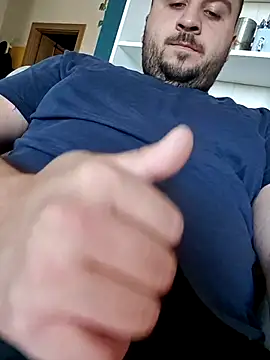 Matthiiaass online show from April 24, 2026, 11:01 am