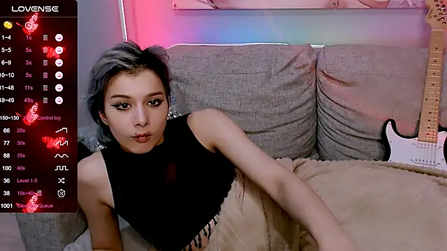 SophieAsh online show from October 11, 2025, 7:34 pm