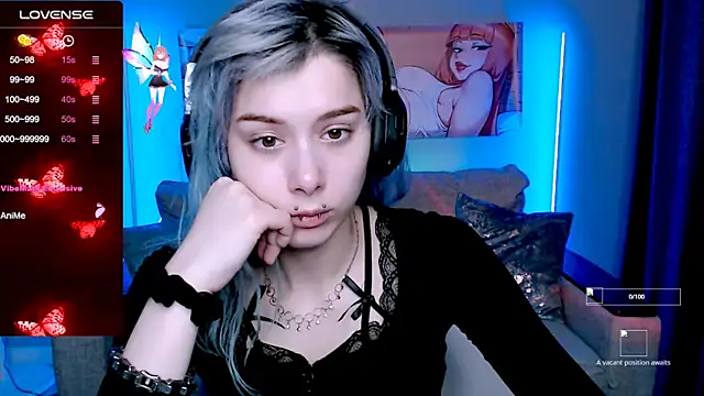 SophieAsh online show from October 16, 2025, 7:09 am