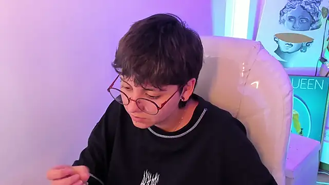 Nathaly ds online show from March 28, 2026, 7:24 pm