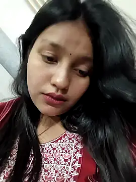 Dipali143143 online show from April 4, 2026, 7:44 pm