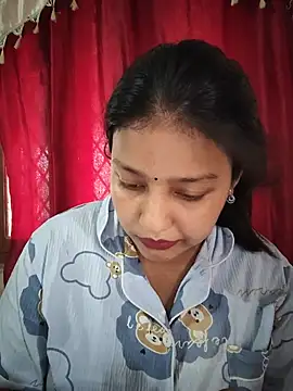 Snapshot of Dipali143143 chatting on July 7, 2026, 9:24 am Dipali143143 online show from July 7, 2026, 9:24 am