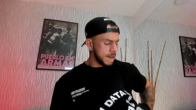 Snapshot of dylan_jacobx chatting on February 26, 2026, 11:04 pm dylan jacobx online show from February 26, 2026, 11:04 pm