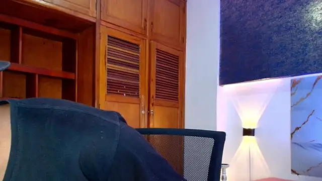 muller asher online show from September 9, 2025, 5:18 am