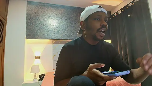 muller asher online show from November 7, 2025, 3:17 am