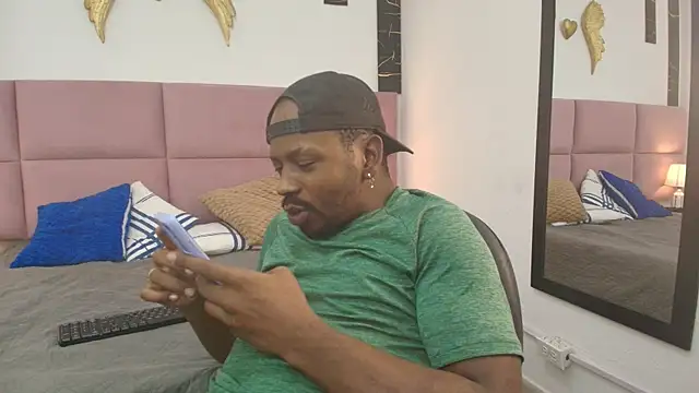 muller asher online show from November 11, 2025, 3:28 am