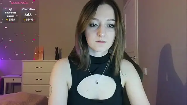 Snapshot of white_liillyy chatting on April 24, 2026, 8:00 pm white liillyy online show from April 24, 2026, 8:00 pm