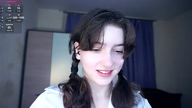 Snapshot of AccaAcuff chatting on October 8, 2025, 3:20 pm AccaAcuff online show from October 8, 2025, 3:20 pm