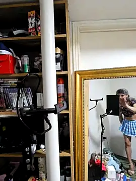 AlexaSugarbby online show from April 13, 2026, 7:03 am