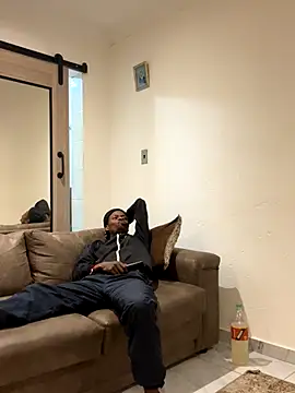 AllDayBbC online show from November 3, 2025, 4:52 pm