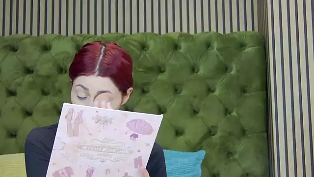 LunaHart online show from February 21, 2026, 9:54 am