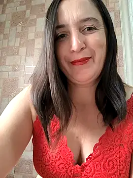 Snapshot of EvelinCutex chatting on September 29, 2025, 12:21 pm EvelinCutex online show from September 29, 2025, 12:21 pm