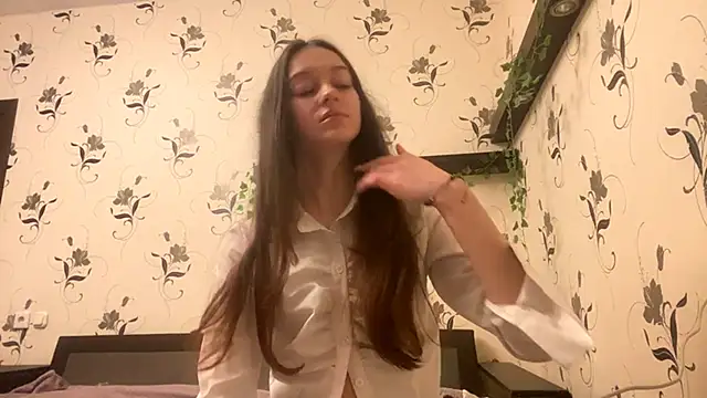 AshleyEady online show from September 25, 2025, 5:49 pm