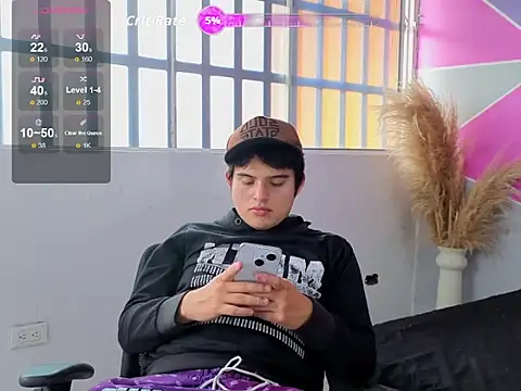 invincible200 online show from November 19, 2025, 2:39 pm