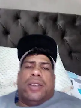 Snapshot of paulinhogostosinho chatting on October 28, 2025, 10:01 pm paulinhogostosinho online show from October 28, 2025, 10:01 pm