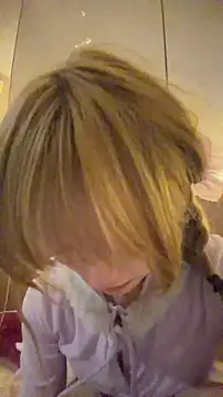 momo-2580 online show from November 24, 2025, 8:19 pm