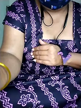 Sexey-Rani online show from November 5, 2025, 3:01 pm