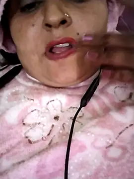 Sexey-Rani online show from December 4, 2025, 5:50 am