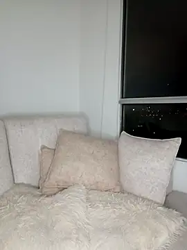 DiosaFortuna online show from April 6, 2026, 4:46 am