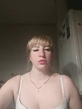 babyjessi online show from July 4, 2026, 8:59 pm