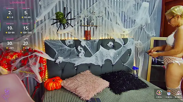 Snapshot of geminis_milf chatting on October 28, 2025, 6:54 pm geminis milf online show from October 28, 2025, 6:54 pm