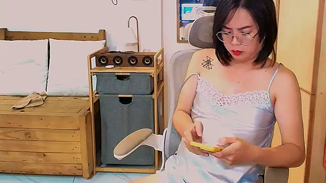 moriliciousxxx online show from December 5, 2025, 1:36 am