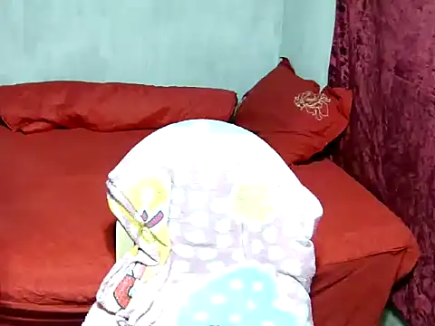 Strawberryyou online show from April 7, 2026, 1:22 pm