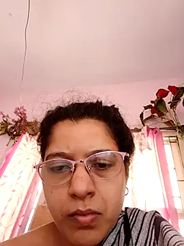 Snapshot of thanusi_2 chatting on November 11, 2025, 7:08 am thanusi 2 online show from November 11, 2025, 7:08 am