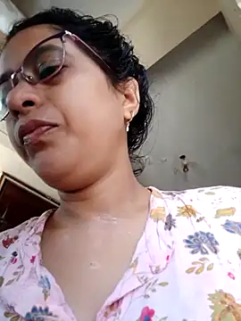 Snapshot of thanusi_2 chatting on November 20, 2025, 7:08 am thanusi 2 online show from November 20, 2025, 7:08 am