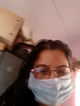 Snapshot of thanusi_2 chatting on February 4, 2026, 5:35 am thanusi 2 online show from February 4, 2026, 5:35 am