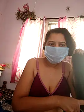 Snapshot of thanusi_2 chatting on February 14, 2026, 5:04 am thanusi 2 online show from February 14, 2026, 5:04 am