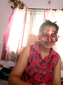 Snapshot of thanusi_2 chatting on March 1, 2026, 6:48 am thanusi 2 online show from March 1, 2026, 6:48 am