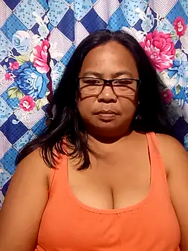 xxsasa online show from April 29, 2026, 1:04 pm