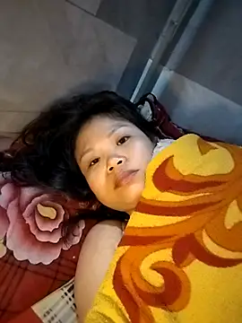 LinhNa999 online show from November 30, 2025, 10:14 pm