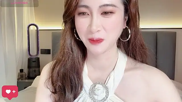 wuyueaini online show from April 10, 2026, 6:51 am