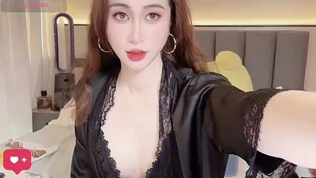 wuyueaini online show from April 18, 2026, 7:01 am