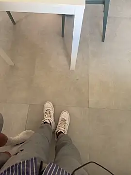 Manu97k online show from April 14, 2026, 6:47 pm