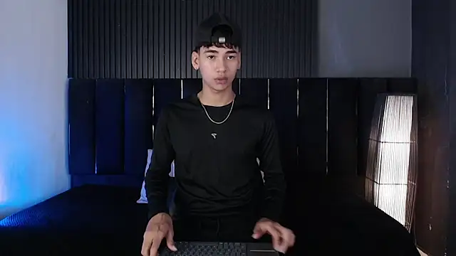 Dominic ghost online show from April 9, 2026, 12:43 am