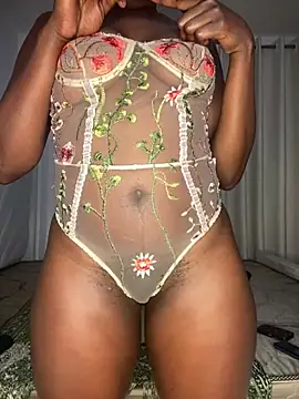 Snapshot of TinaFavourite chatting on December 22, 2025, 9:56 pm TinaFavourite online show from December 22, 2025, 9:56 pm