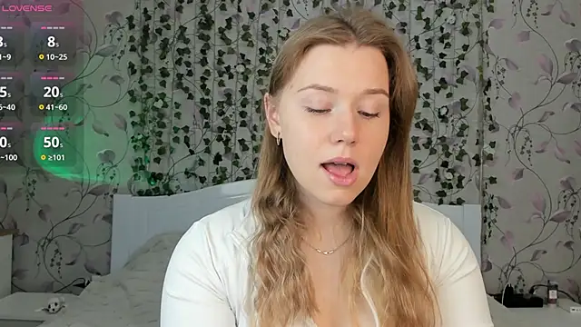  influensii  online show from October 28, 2025, 5:11 am