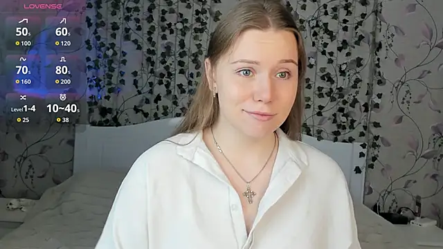  influensii  online show from November 17, 2025, 4:51 am