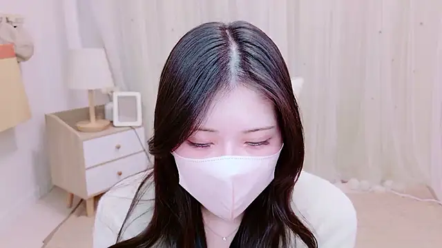 Snapshot of Oo_IORI chatting on November 8, 2025, 3:01 pm Oo IORI online show from November 8, 2025, 3:01 pm