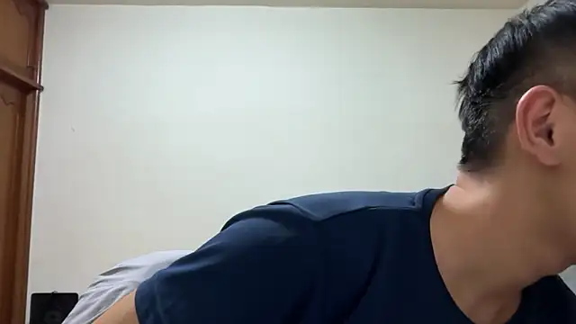 Foxfoxfox4 online show from March 4, 2026, 2:56 pm