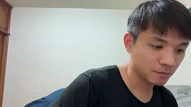 Foxfoxfox4 online show from March 18, 2026, 2:42 pm