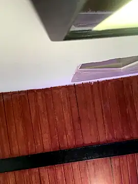 LiaCollings online show from January 7, 2026, 12:29 pm